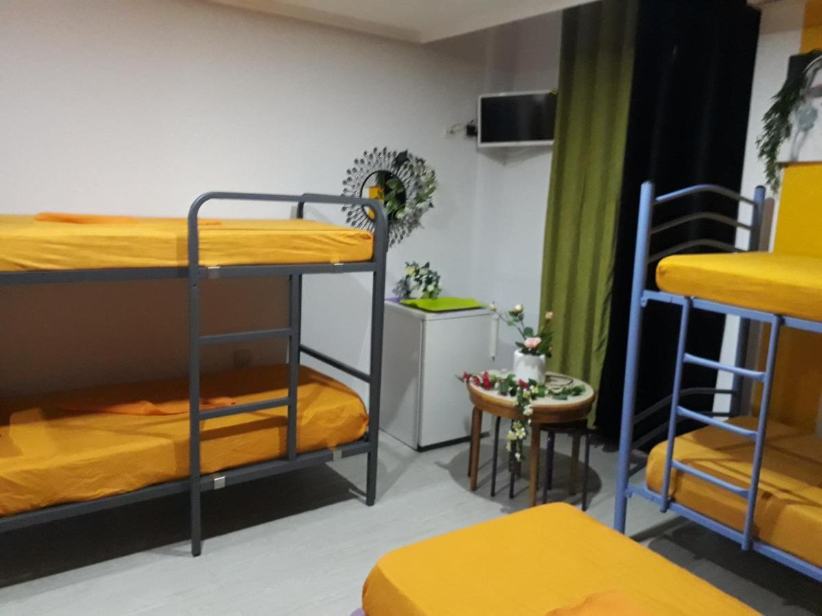 Hostal Mayor อาลิกันเต ภายนอก รูปภาพ