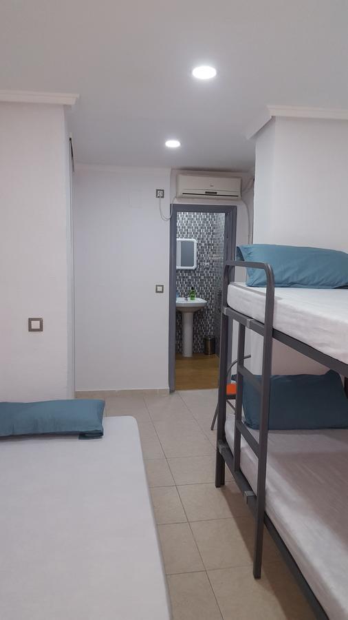 Hostal Mayor อาลิกันเต ภายนอก รูปภาพ